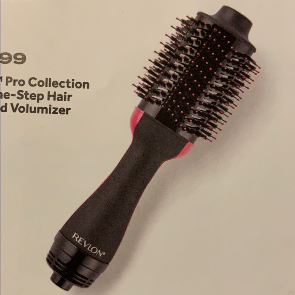 Revlon dryer and volumizer brush